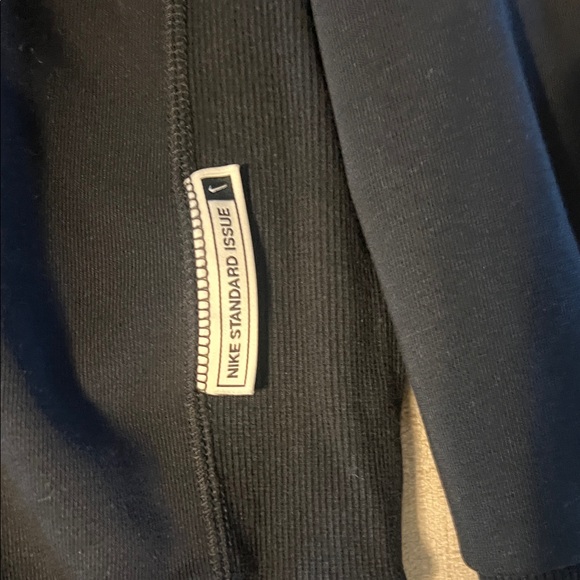 Nike Portland Trail Blazers Black and Pink Crewneck Sweater NBA Standard Issue - Picture 4 of 12